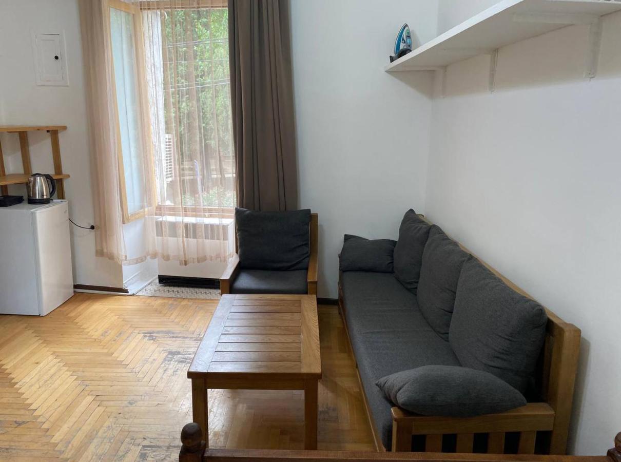 Pretty House Apartment Tbilisi ภายนอก รูปภาพ